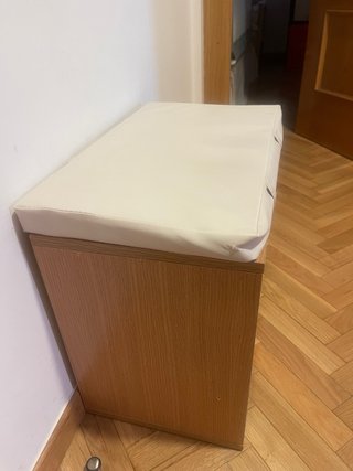 Banco zapatero de madera y piel