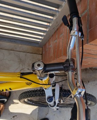 Bicicleta RADIKAL Tornado