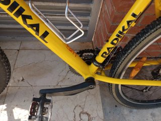 Bicicleta RADIKAL Tornado