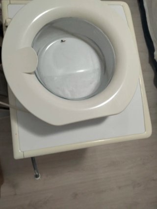 Lavadora blanca. Funciona completamente.