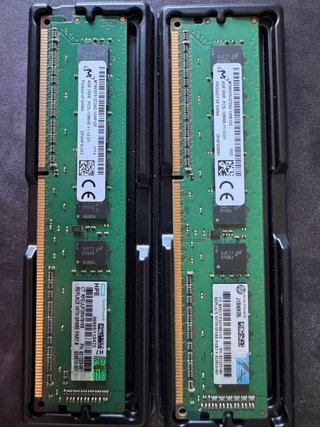 2x 4GB DDR3 ECC RAM Modules