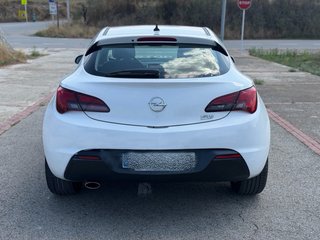 Opel Astra 2015