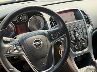 Opel Astra 2015