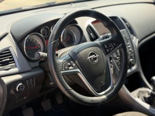 Opel Astra 2015