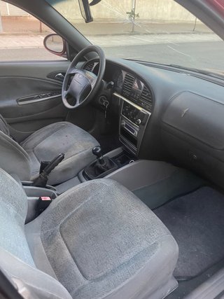 Chevrolet Nubira compact