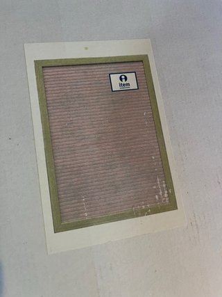 Pizarra de letras rosa decorativa