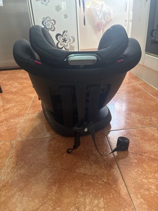 Silla coche giratoria 360 Babyauto negra