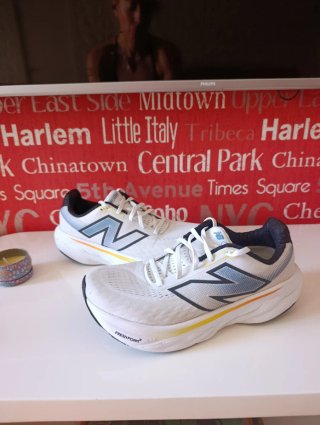 New Balance Fresh Foam 1080 v14 Talla 42 Wide