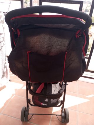 Silla de paseo Hauck roja