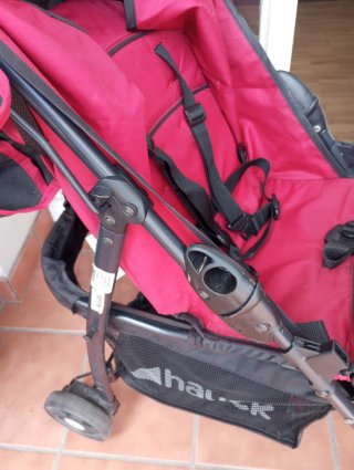 Silla de paseo Hauck roja