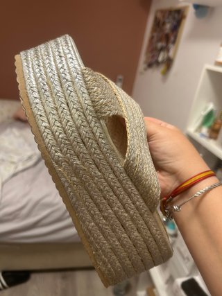 Sandalias plataforma Miss Jeel doradas/plateadas