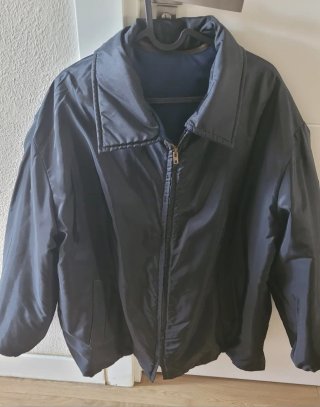 Anorak reversible azul y negra T54