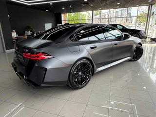 BMW M5 COMPETITION 2025