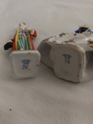 Pareja antigua porcelana figuras