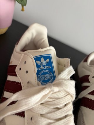 Adidas Samba Beige y Rojo