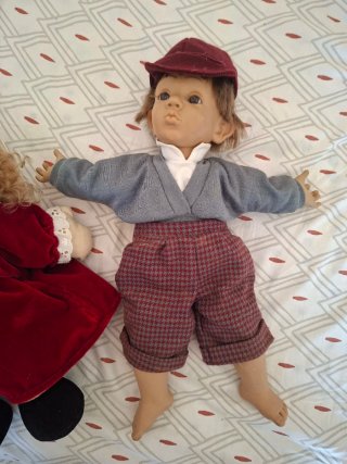 Muñecos de tela y vinilo
