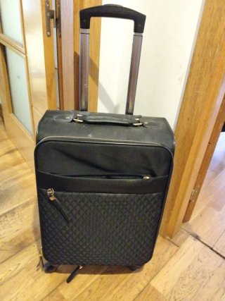 Maleta de viaje negra Parfois