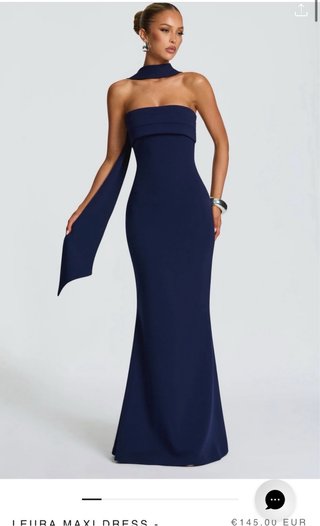 Vestido azul oscuro de fiesta