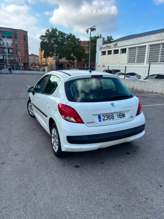 Peugeot 207 2012
