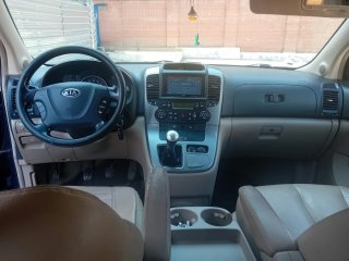 KIA Carnival 2008