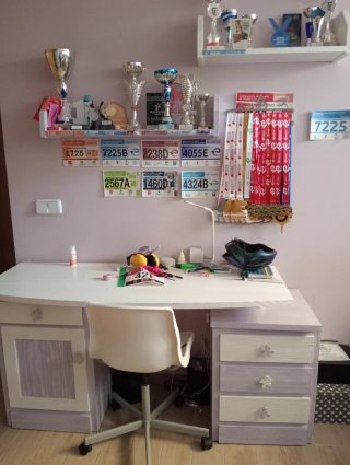 Muebles habitación madera decapé
