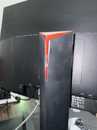 Monitor Gaming Lenovo