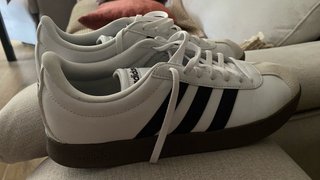 Zapatillas Adidas Blancas y Beige