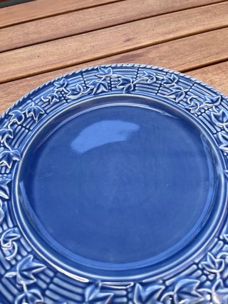 Plato llano Bordallo Pinheiro azul