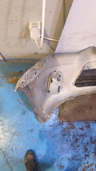 PARAGOLPES DELANTERO Ford C-MAX (CB3)(2007->2010)