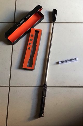 BIIB Torcia LED Magnetica Pickup Tool