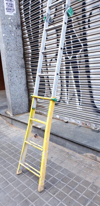 ESCALERA CON TRANSPORTE INCLUIDO