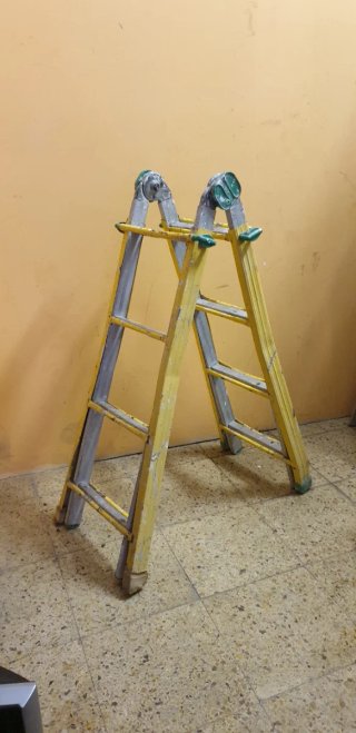 ESCALERA CON TRANSPORTE INCLUIDO