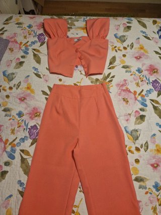 Conjunto Mariquita Trasquilá Talla XS color coral