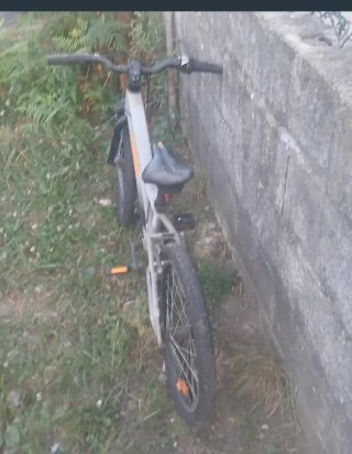 Se vende Bicicleta Bicicleta Gris