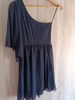 Vestido fiesta negro con pedrería