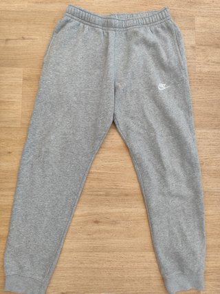 Pantalones Nike grises