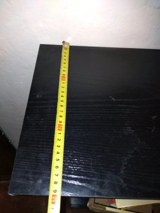 Estantería negra aglomerado