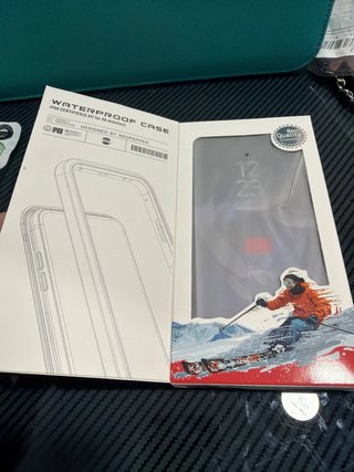 Carcasa iPhone 11 2€  y Note20 Henyuou 5€