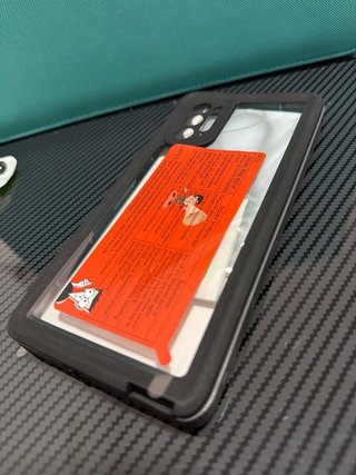 Carcasa iPhone 11 2€  y Note20 Henyuou 5€