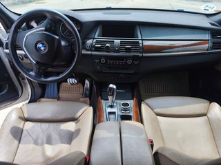 BMW X5 2010