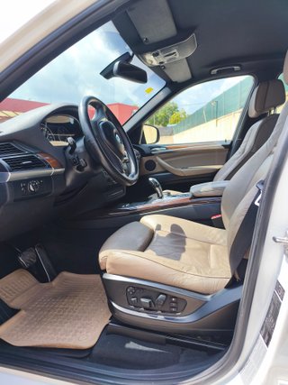 BMW X5 2010
