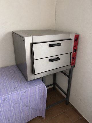 Horno industrial para pizzas(Estructura incluida)