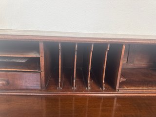 Escritorio madera maciza principios siglo XX