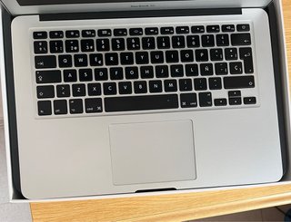 MacBook Air 13 2017 8GB RAM SSD como nuevo