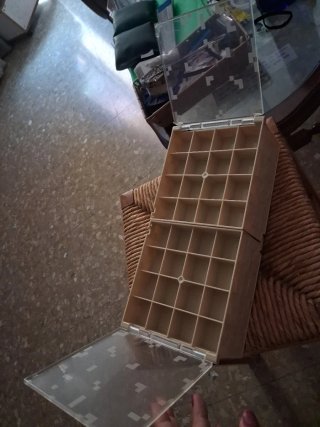 Caja organizadora beige con asa