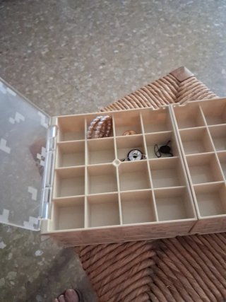 Caja organizadora beige con asa