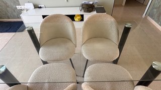 Mesa cristal y 4 sillas comedor. RECOG N TORREVIEJ