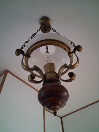 Coppia di lampadari legno, ottone e opale