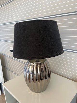 Lámpara de mesa cerámica y tela