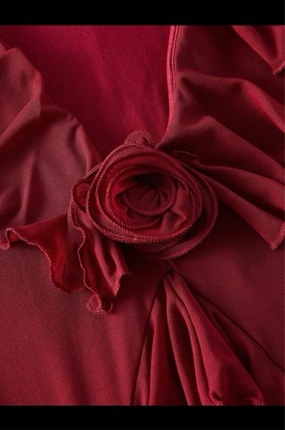 Vestido maxi largo con rosa